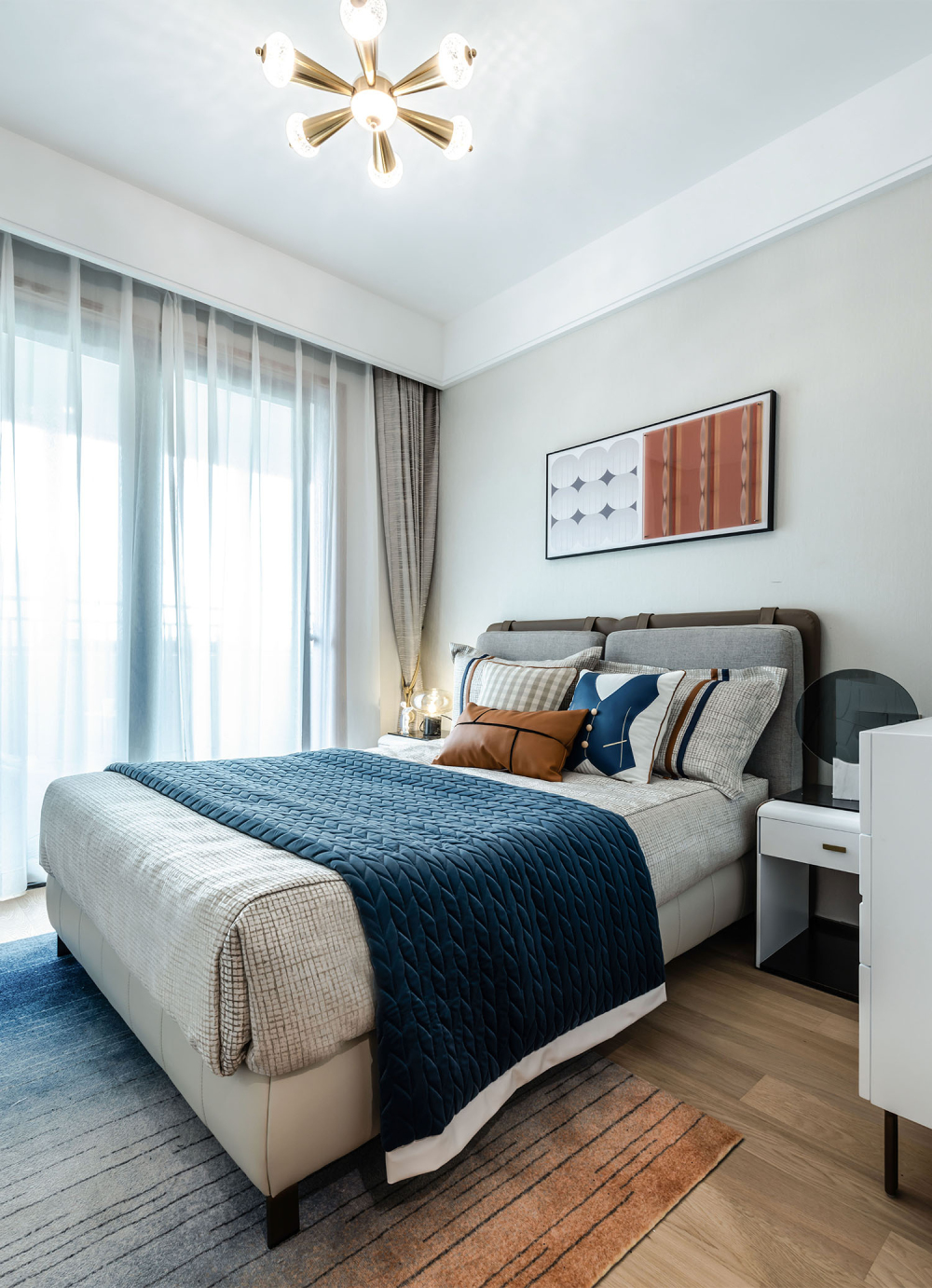 现代轻奢风格室内设计家装案例-次卧 现代轻奢风格室内设计家装案例-次卧